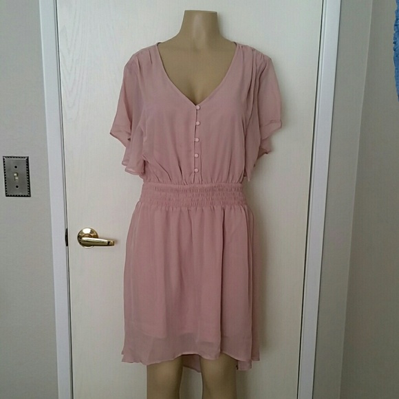 Eyeshadow Dresses & Skirts - NWT Gorgeous mauve dress lightweight eyeshadow